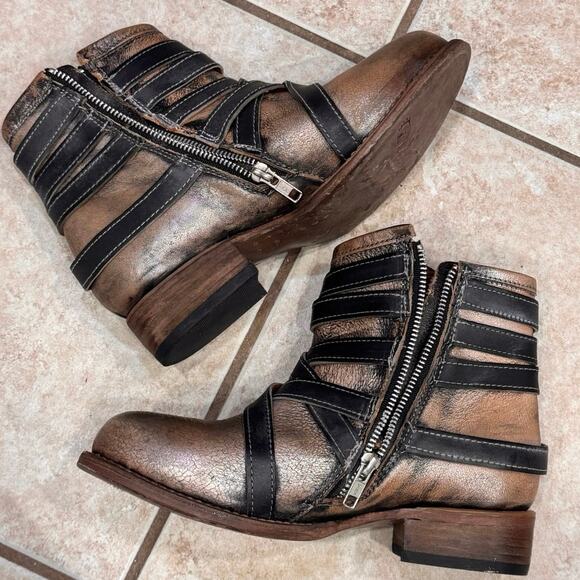 FREEBIRD Redford Leather Ankle Boots - Size: 7 - Color: Pewter - Picture 3 of 11